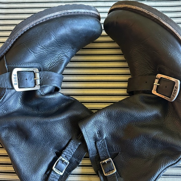 Frye Veronica Leather Buckle Short Moto Boots 8.5 B - Picture 5 of 7